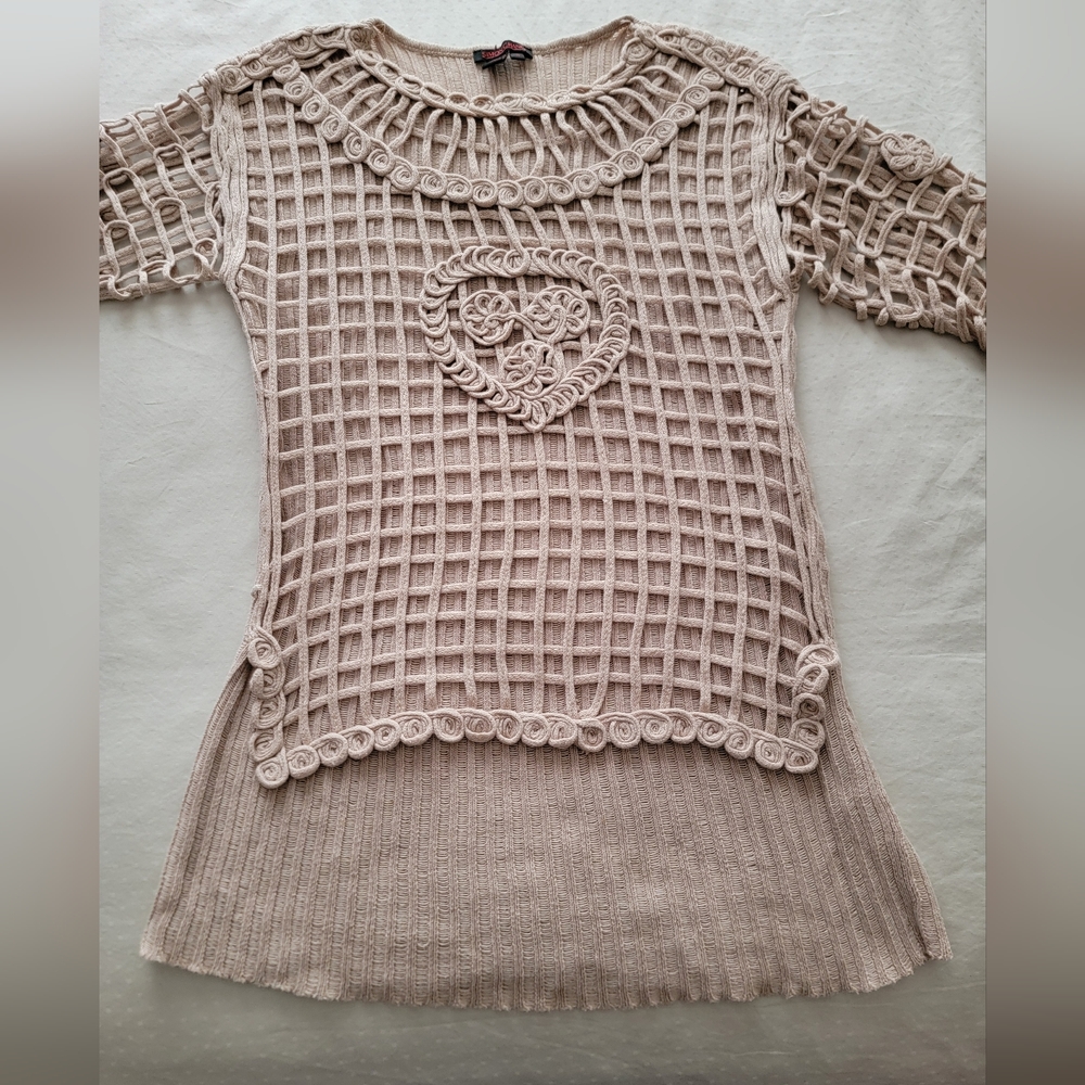Simon Chang Pale Pink Open-Weave Heart Panel Sweater